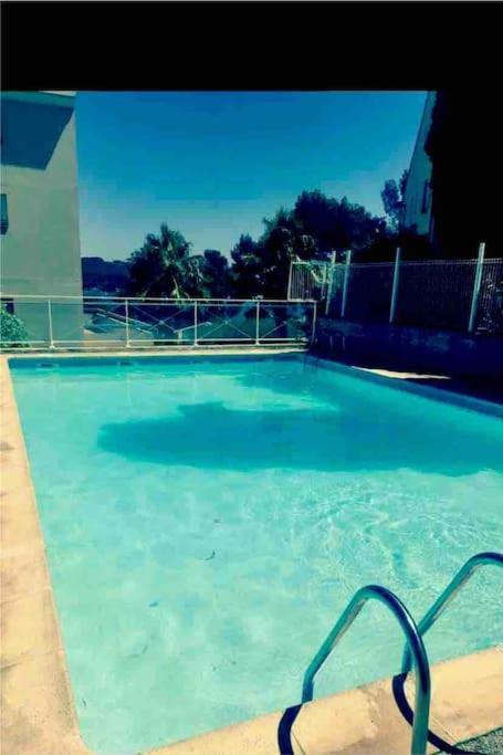 La Digue, 2 Chambres, Vue Mer Et Piscine La Seyne-sur-Mer Kültér fotó